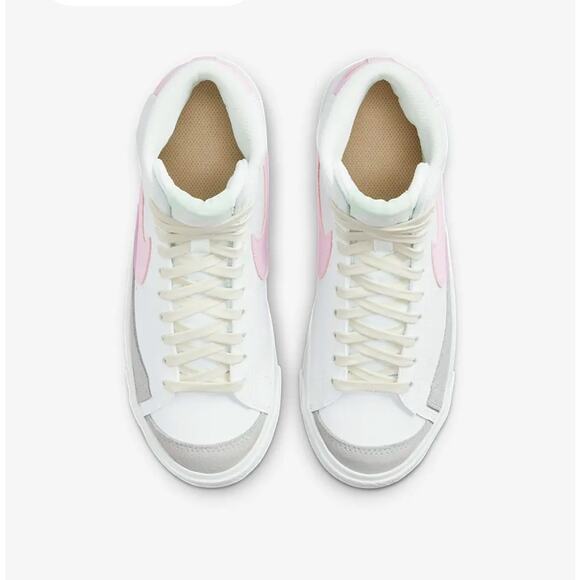 Nike Blazer Mid "77 Woman's Size 6.5  / 5 youth 
New no Box White and Pink - Picture 4 of 7